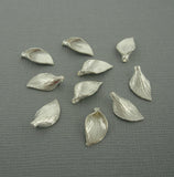 Lily Calla Charms - FINDINGS STOP
