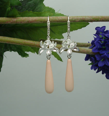 Earrings Pech Shell Pear Teardrop with Silver Lotus and Cubic Zirconia  Dangle Earrings.